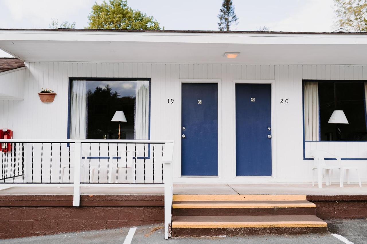 Blue Moon Motel Lake George Exterior photo