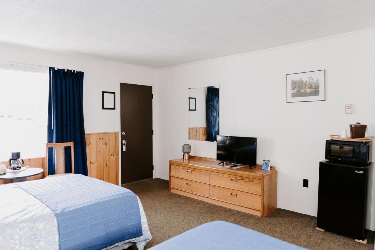 Blue Moon Motel Lake George Exterior photo